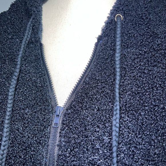 Navy quarter zip sweatshirt - Picture 4 of 7